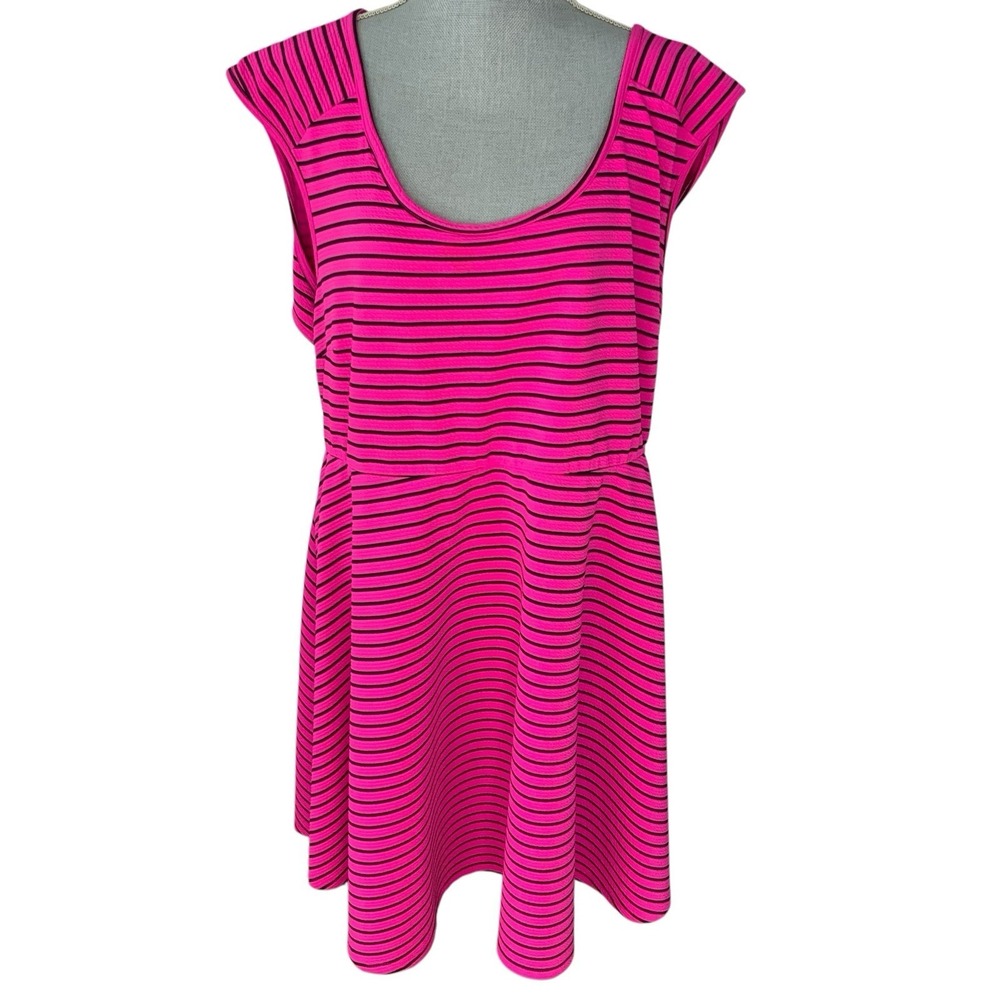Torrid Womens Hot Pink Black Striped‎ Skater Dress Cutout Back Size 4 Plus 4X